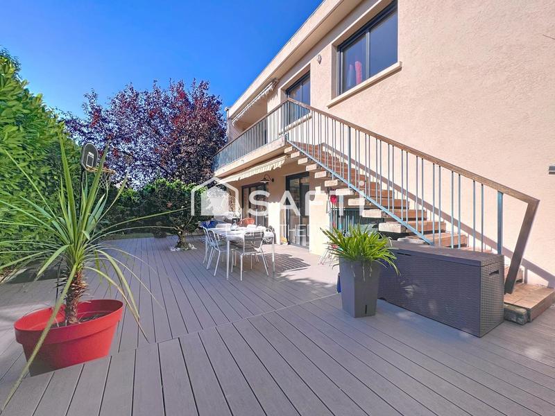 Maison - 186 m² - 7 pièces