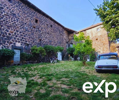 Maison - 556 m² - 15 pièces