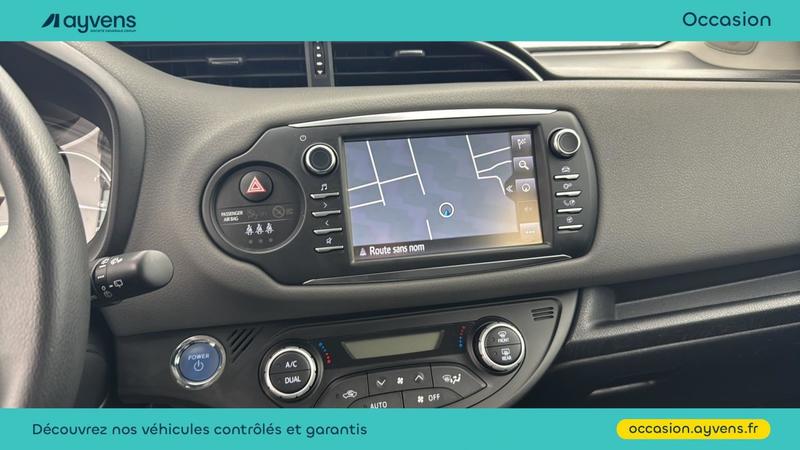 Toyota Yaris Hybrid 100h France Business 5p My19