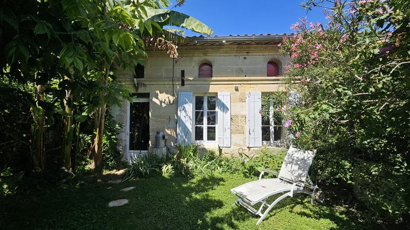 Maison - 530 m² - 15 pièces