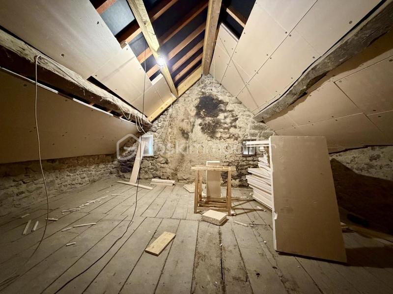 Maison en pierre - 114 m² - 5 pièces