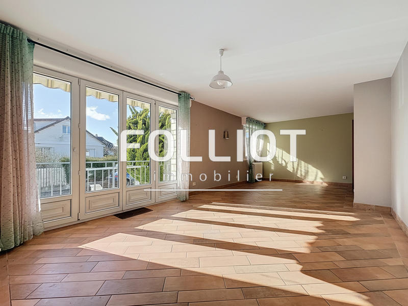 Maison - 100 m² - 6 pièces