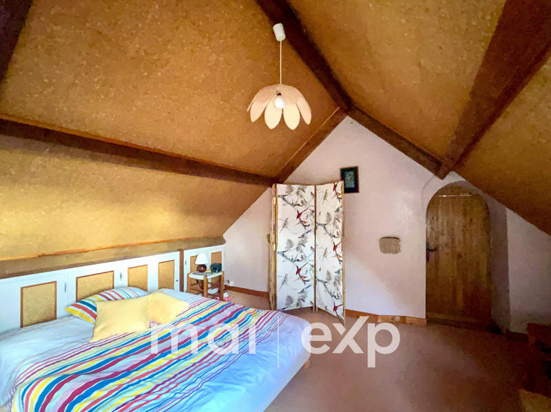 Maison ancienne - 236 m² - 8 pièces