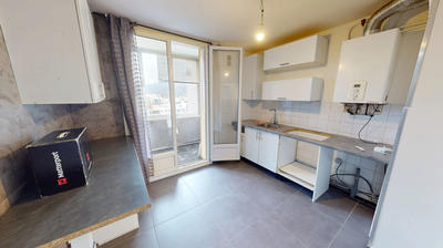 Appartement - 86 m² - 4 pièces