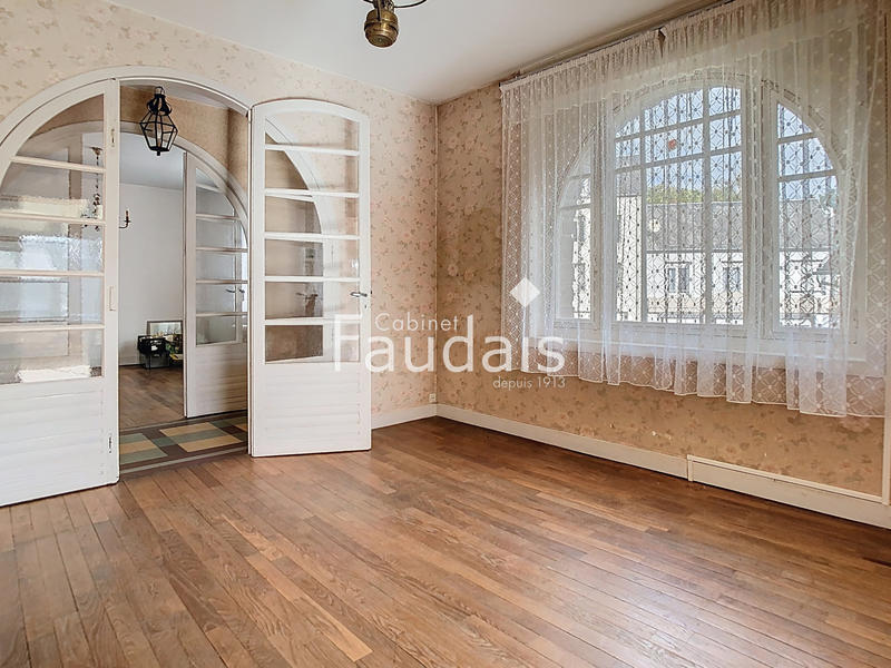 Maison - 145 m² - 6 pièces