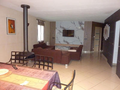 Maison - 169 m² - 5 pièces