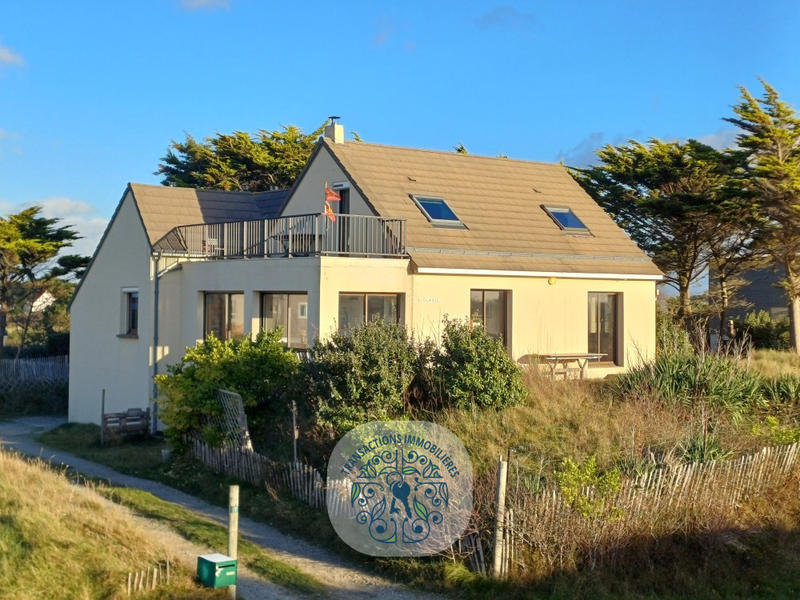 Maison - 167 m² - 9 pièces