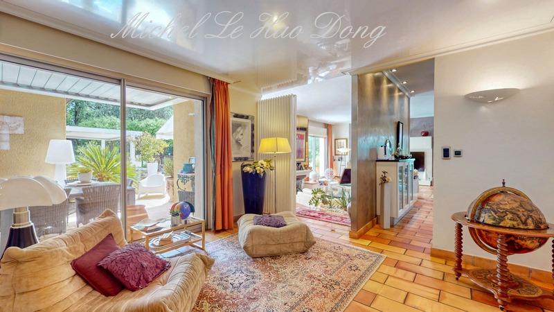 Maison - 166 m² - 5 pièces