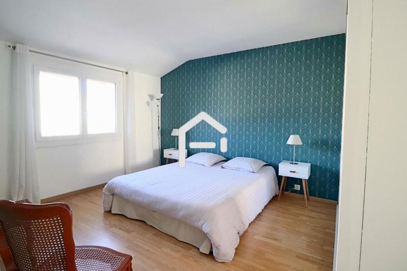 Maison - 122 m² - 6 pièces