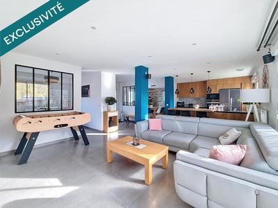 Maison - 158 m² - 6 pièces