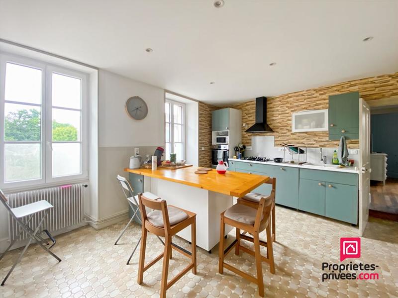 Maison - 140 m² - 7 pièces