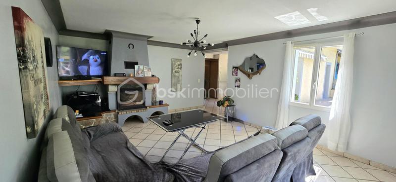 Pavillon - 226 m² - 9 pièces