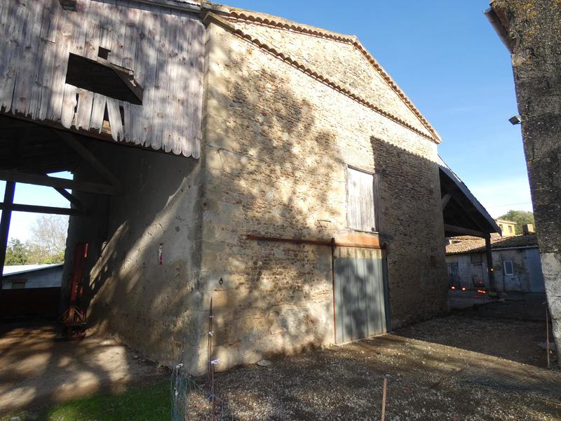 Corps de ferme - 160 m² - 4 pièces