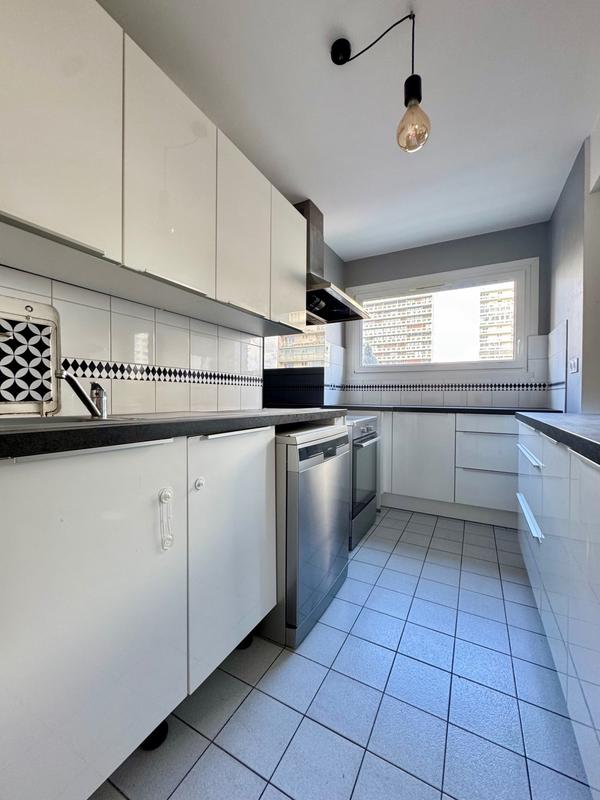 Appartement - 76 m² - 4 pièces