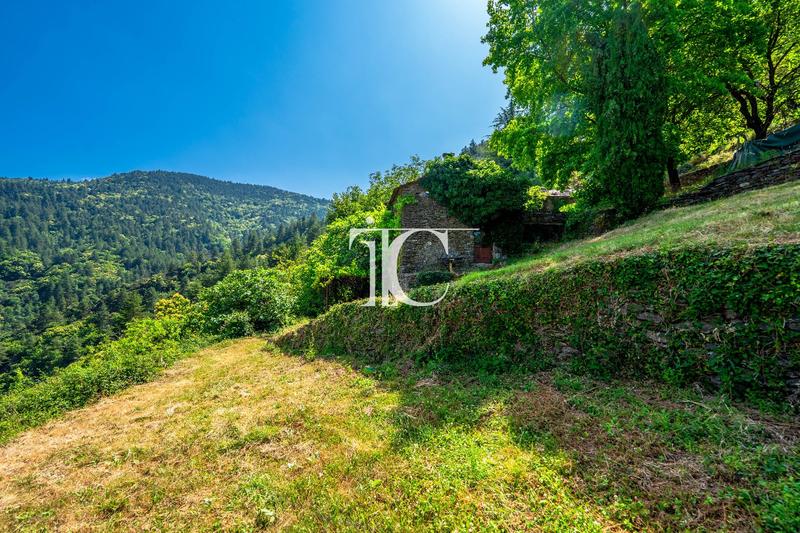 Maison - 97 m² - 5 pièces