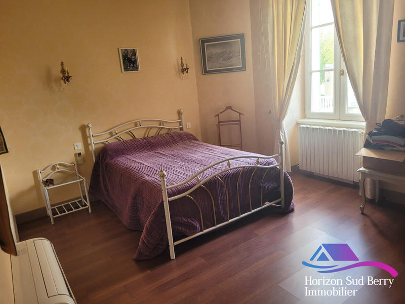 Maison - 346 m² - 10 pièces