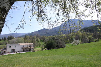 Demeure - 210 m² - 8 pièces