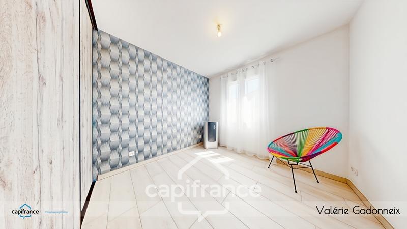 Maison - 94 m² - 4 pièces