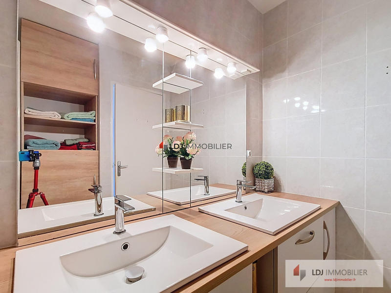 Appartement - 103 m² - 4 pièces