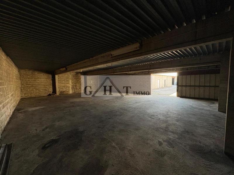 Entrepôt - 530 m²