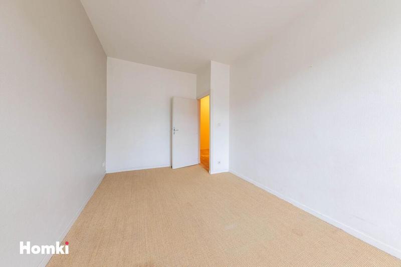 Appartement - 80 m² - 3 pièces