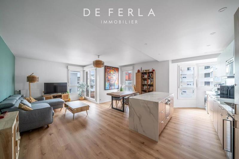 Appartement - 84 m² - 4 pièces