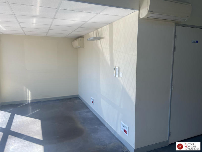 Local d'activités - 388 m²