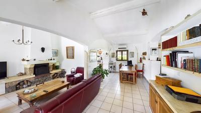 Maison - 170 m² - 9 pièces