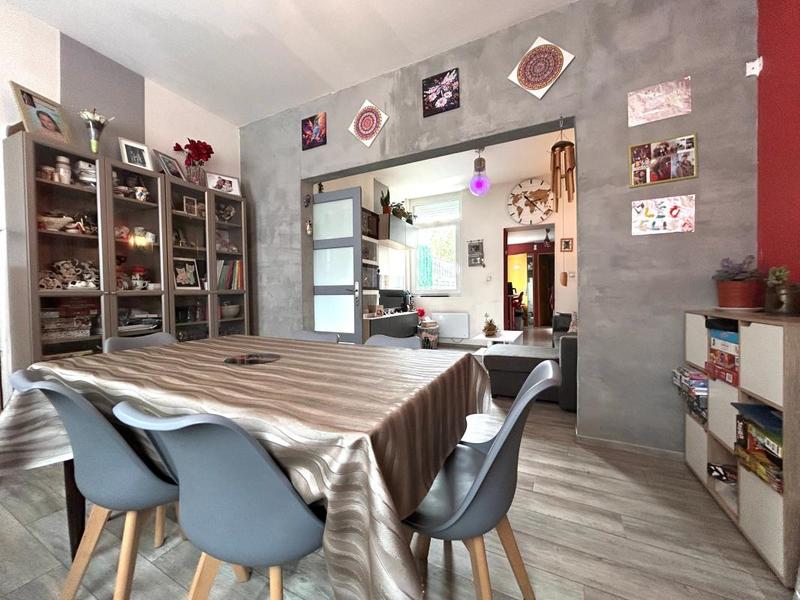 Maison - 103 m² - 4 pièces