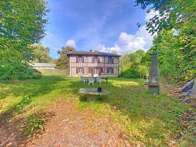 Maison - 206 m² - 8 pièces