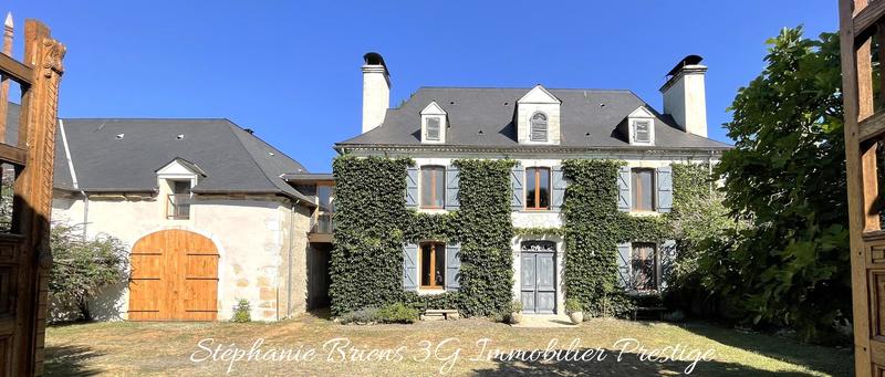 Villa - 350 m² - 9 pièces