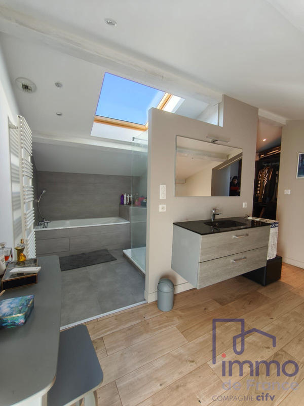 Ferme - 207 m² - 7 pièces