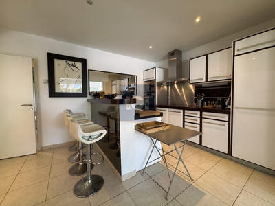 Villa - 181 m² - 4 pièces