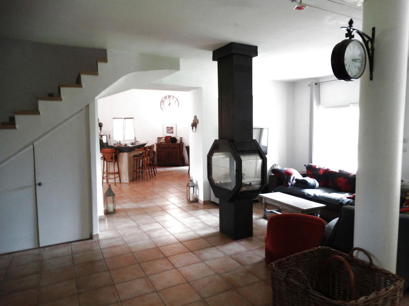 Fonds de commerce - Magasins - 258 m²