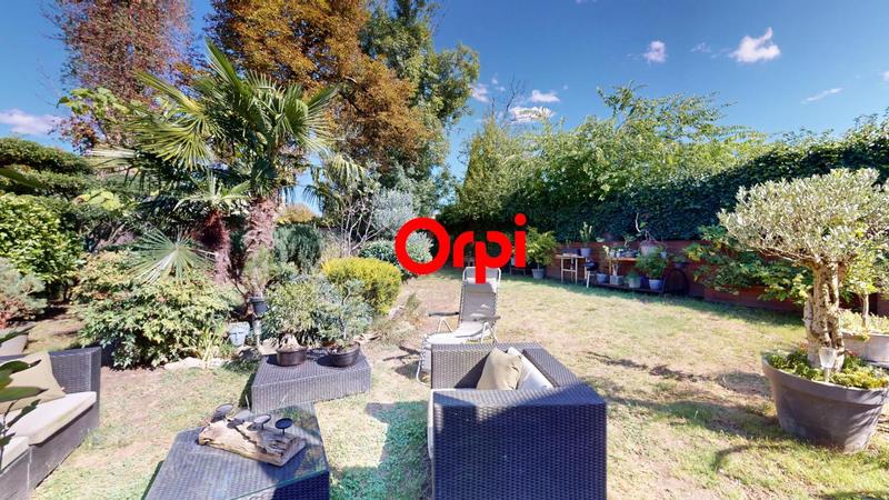 Maison - 98 m² - 5 pièces