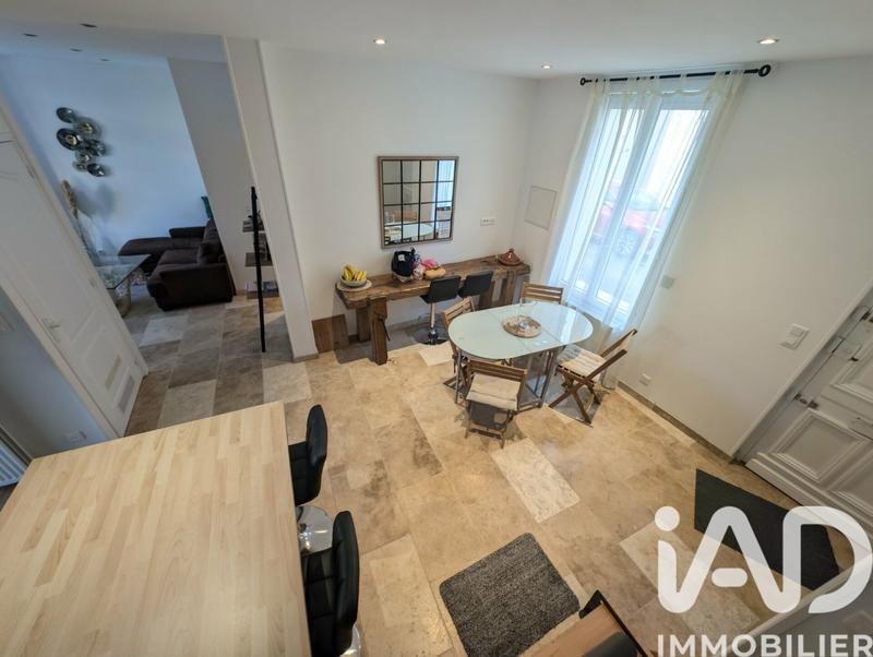 Maison - 102 m² - 4 pièces