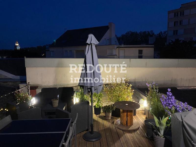 Immeuble - 162 m² - 8 pièces