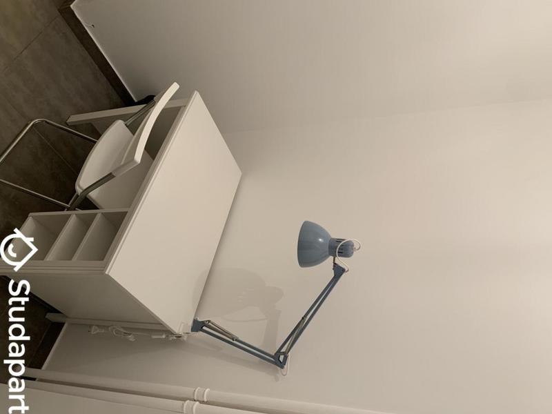 Chambre - 14 m² - 1 pièce