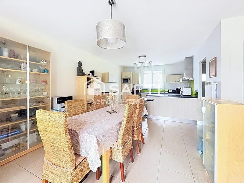 Maison - 88 m² - 4 pièces