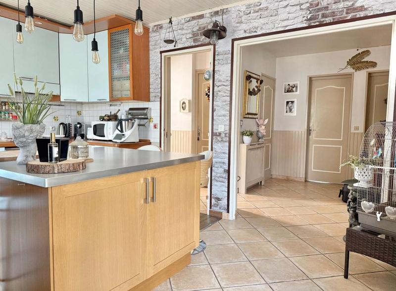 Maison - 174 m² - 7 pièces