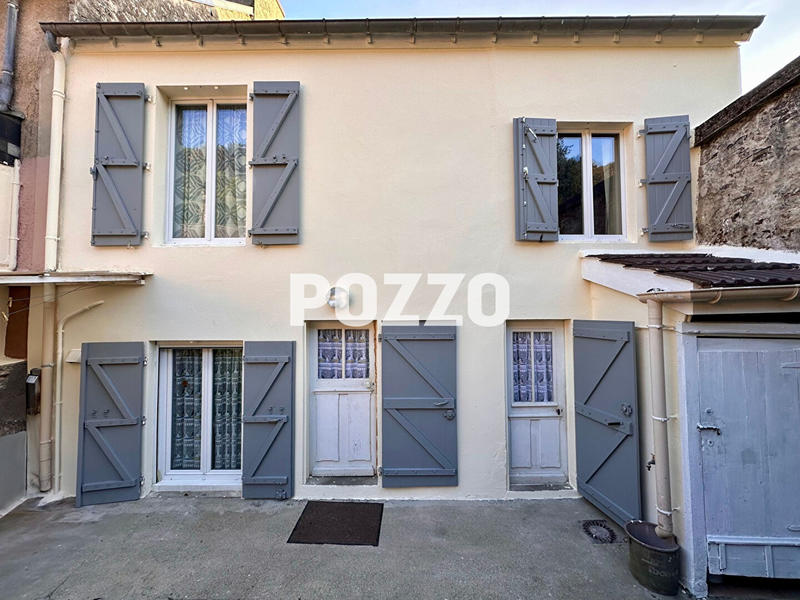 Maison - 99 m² - 6 pièces