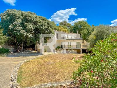 Villa - 144 m² - 5 pièces