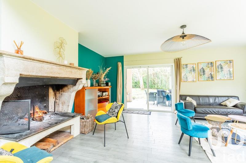 Maison - 218 m² - 7 pièces