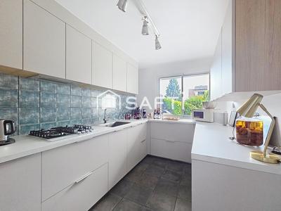 Appartement - 100 m² - 4 pièces