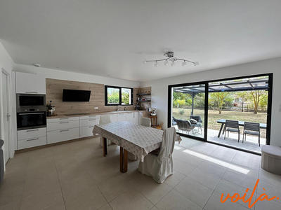 Maison - 100 m² - 4 pièces