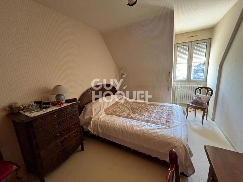 Propriété - 267 m² - 10 pièces