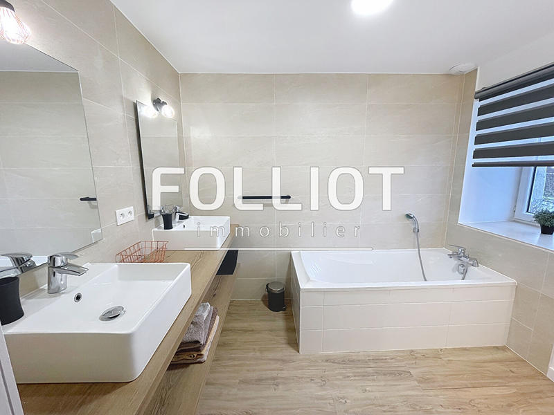 Maison - 106 m² - 5 pièces