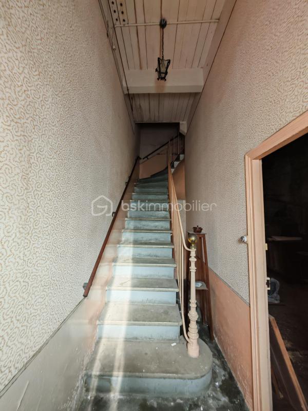 Maison ancienne - 100 m² - 8 pièces