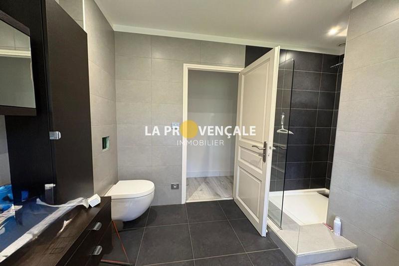 Villa - 171 m² - 6 pièces