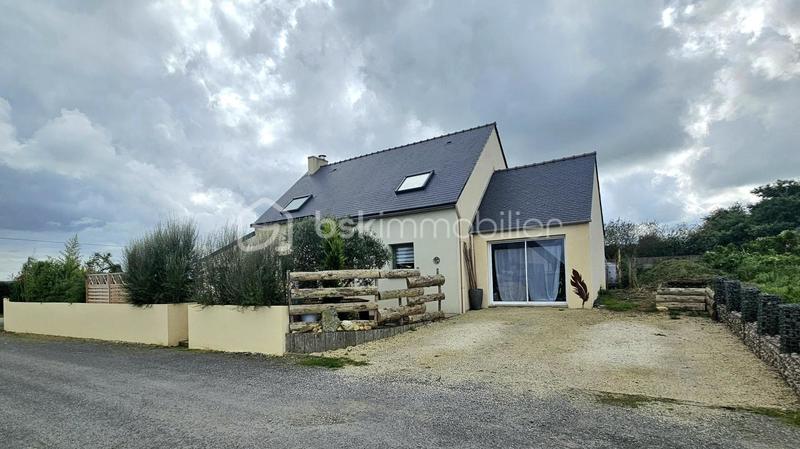 Maison - 140 m² - 7 pièces